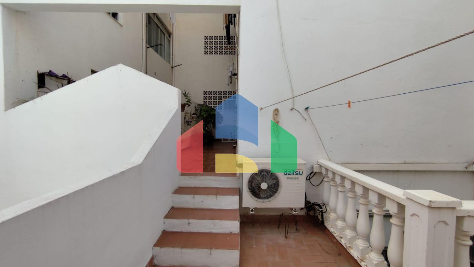 ОГРОМНЫЕ АПАРТАМЕНТЫ ВОЗЛЕ ПЛЯЖА. 176М2. 3 СПАЛЬНИ. 2 ВАННЫЕ КОМНАТЫ. ПЛЯЖ В 200 МЕТРАХ.