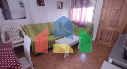 Просторная квартира на первом этаже с двумя спальнями и общим бассейном и террасами