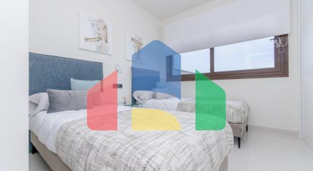 НОВЫЙ ЖИЛОЙ КОМПЛЕКС С БУНГАЛО В ЛОС БАЛКОНЕС, ТОРРЕВЬЕХА