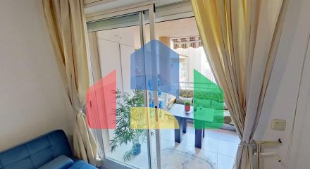 Spacious penthouse just 200 meters from the beach with two terraces and two bathrooms