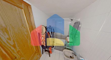 Просторная мансарда в 200 метрах от пляжа с двумя террасами и двумя ванными комнатами