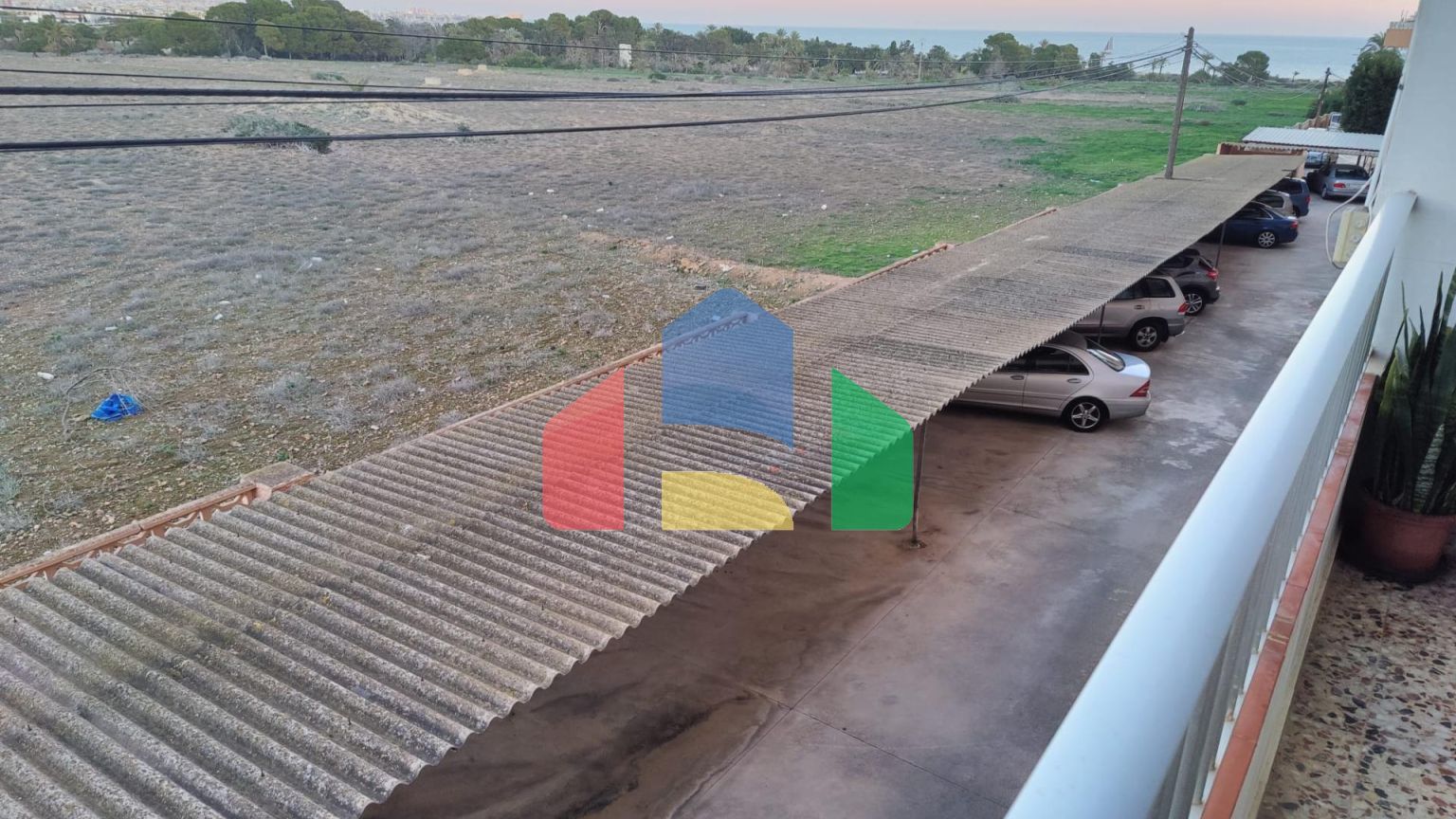 Очаровательная отремонтированная квартира в Пунта Прима с видом на море и бассейном и гаражом. 2 спальни ,1 Ð²Ð°Ð