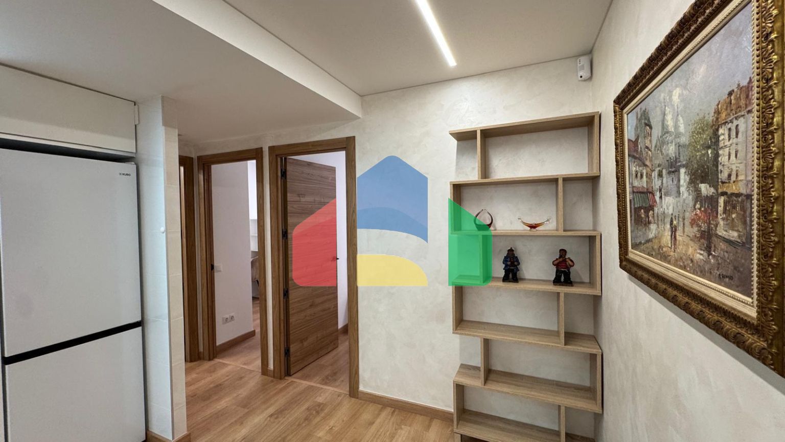 АПАРТАМЕНТЫ ПОСЛЕ РЕМОНТА С КЛАДОВКОЙ 30 М2. (КАК СТУДИЯ) 3 СПАЛЬНИ. 2 ВАННЫЕ. 108 М2. ПЛЯЖ В 50 МЕТ