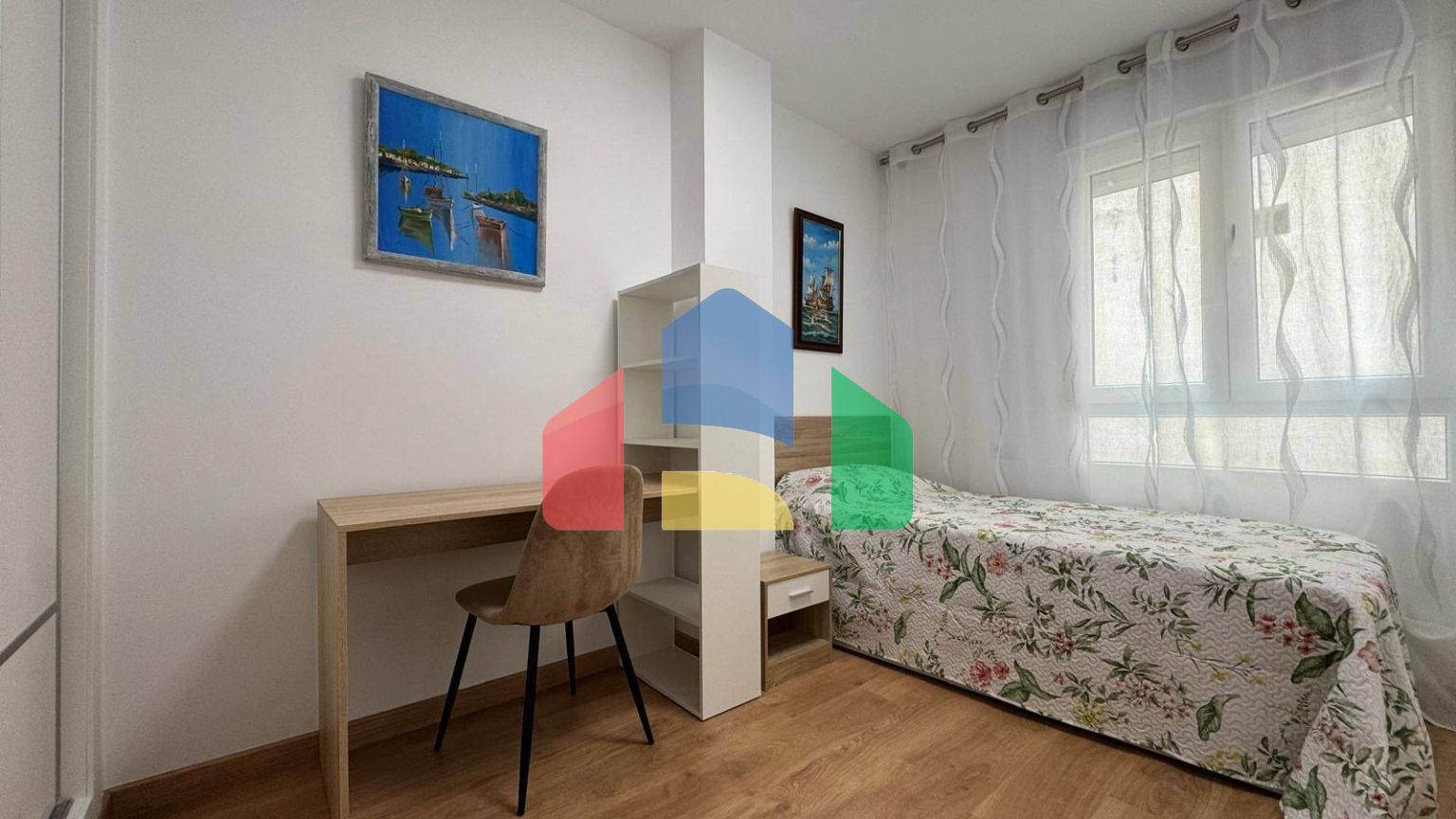 АПАРТАМЕНТЫ ПОСЛЕ РЕМОНТА С КЛАДОВКОЙ 30 М2. (КАК СТУДИЯ) 3 СПАЛЬНИ. 2 ВАННЫЕ. 108 М2. ПЛЯЖ В 50 МЕТ