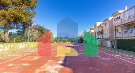 Уютный бунгало на первом этаже с садом и общественным бассейном в Торребланке (Торревьеха)