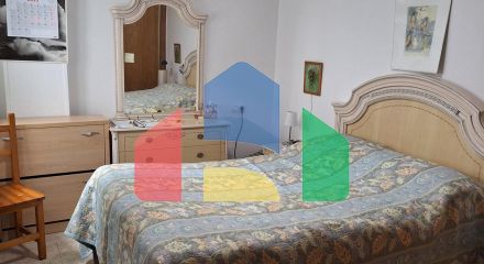 Квартира с 2 спальнями и 2 ванными комнатами и гаражом на улице Аполо