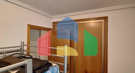 Квартира с 2 спальнями и 2 ванными комнатами и гаражом на улице Аполо Квартира с 2 спальнями и 2 ванными комнатами и гаражом на улице Аполо