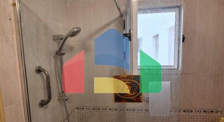 Квартира с 2 спальнями и 2 ванными комнатами и гаражом на улице Аполо Квартира с 2 спальнями и 2 ванными комнатами и гаражом на улице Аполо