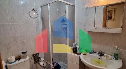 Квартира с 2 спальнями и 2 ванными комнатами и гаражом на улице Аполо Квартира с 2 спальнями и 2 ванными комнатами и гаражом на улице Аполо