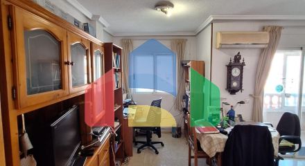 Квартира с 2 спальнями и 2 ванными комнатами и гаражом на улице Аполо Квартира с 2 спальнями и 2 ванными комнатами и гаражом на улице Аполо