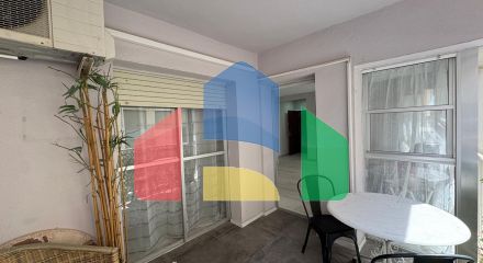 АПАРТАМЕНТЫ В 300 МЕТРАХ ОТ ПЛЯЖА. 3 СПАЛЬНИ. 2 ВАННЫЕ КОМНАТЫ. 92 М2 ПЛОЩАДЪ.