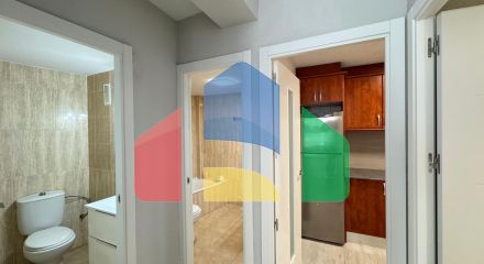 АПАРТАМЕНТЫ В 300 МЕТРАХ ОТ ПЛЯЖА. 3 СПАЛЬНИ. 2 ВАННЫЕ КОМНАТЫ. 92 М2 ПЛОЩАДЪ.