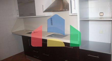 КРАСИВЫЙ ТАУНХАУС В ЛОС АЛЬТОС, ТОРРЕВЬЕХА