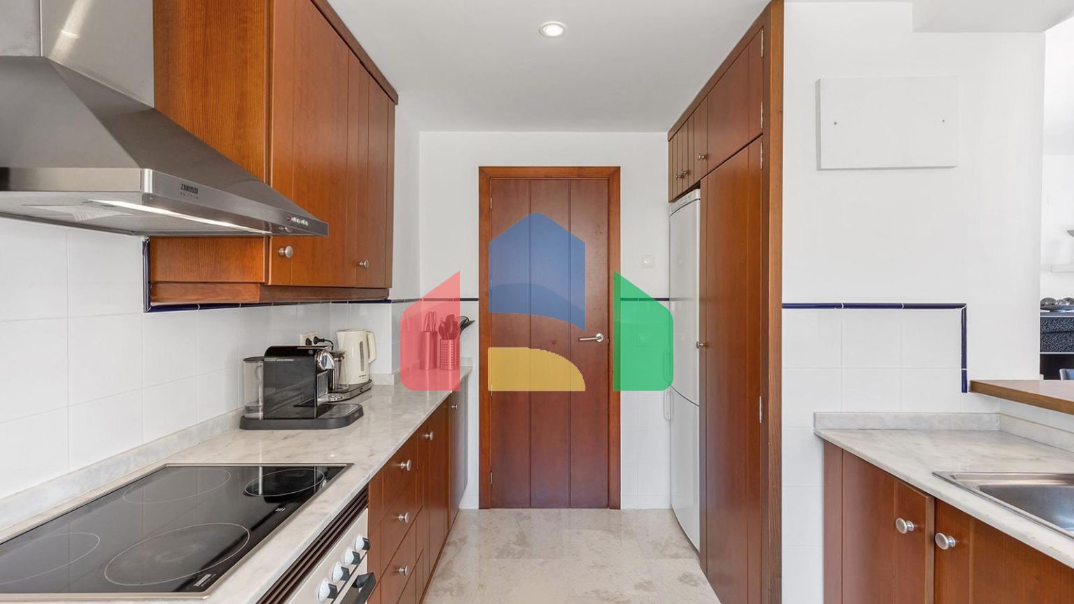 «LA RECOLETA» ПЕНТХАУС С ТРЕМЯ ТЕРРАСАМИ. 2 СПАЛЬНИ. 2 ВАННЫЕ КОМНАТЫ. ГАРАЖ+КЛАДОВКА.