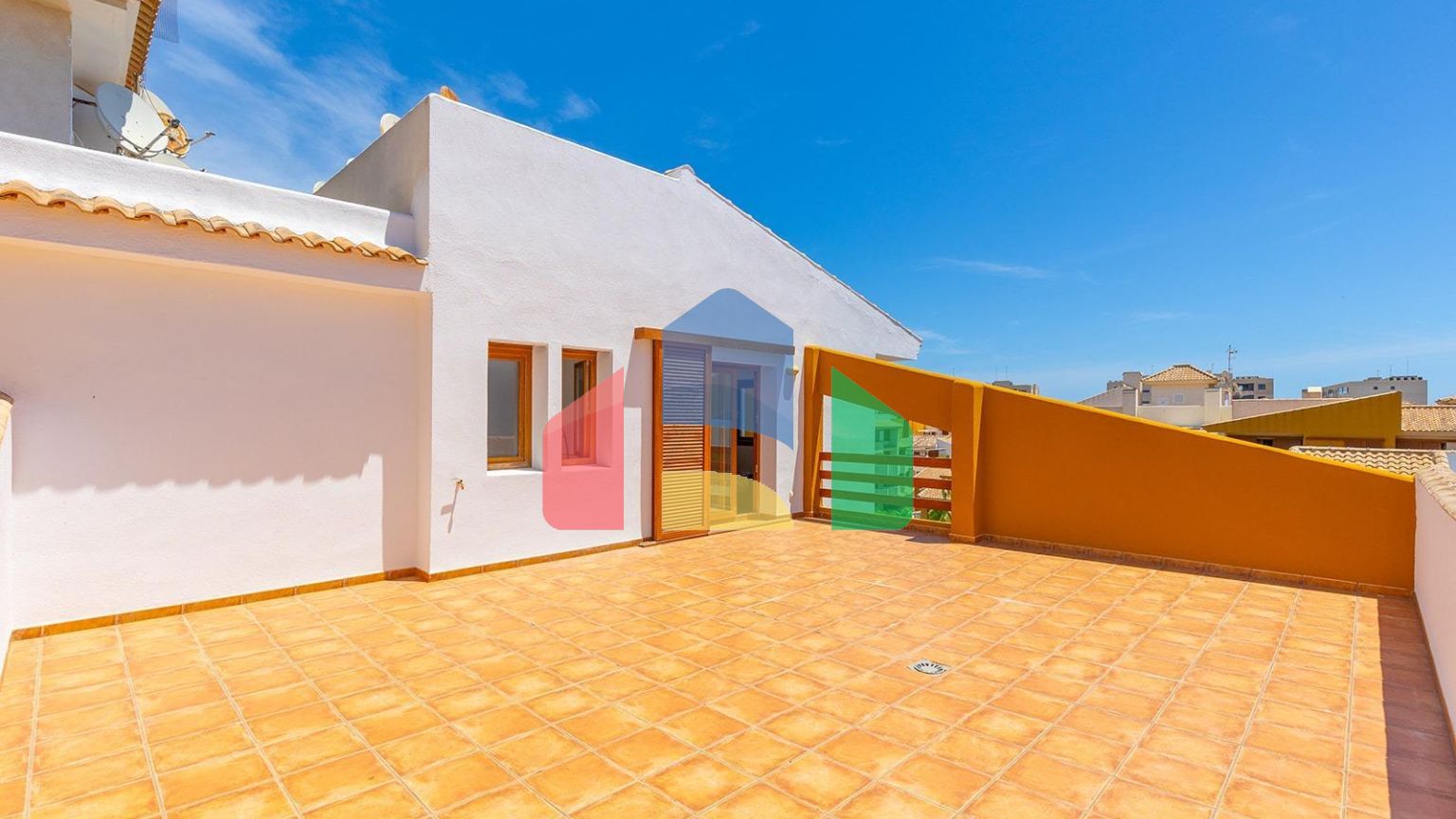 «LA RECOLETA» ПЕНТХАУС С ТРЕМЯ ТЕРРАСАМИ. 2 СПАЛЬНИ. 2 ВАННЫЕ КОМНАТЫ. ГАРАЖ+КЛАДОВКА.