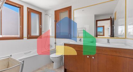 «LA RECOLETA» ПЕНТХАУС С ТРЕМЯ ТЕРРАСАМИ. 2 СПАЛЬНИ. 2 ВАННЫЕ КОМНАТЫ. ГАРАЖ+КЛАДОВКА.