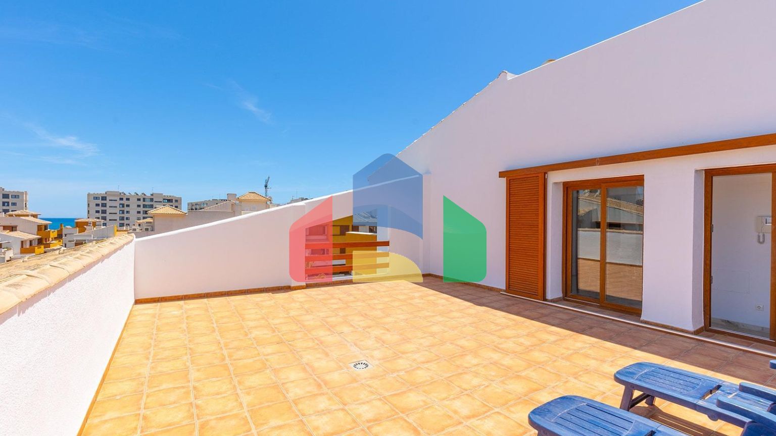 «LA RECOLETA» ПЕНТХАУС С ТРЕМЯ ТЕРРАСАМИ. 2 СПАЛЬНИ. 2 ВАННЫЕ КОМНАТЫ. ГАРАЖ+КЛАДОВКА.