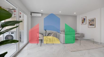 Modern Apartment in Torrevieja Steps from the Beach 3 Bedrooms 2 Bathrooms Patio in Central Area Spectacular Finishes.