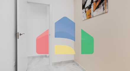 Современная квартира в Торревьехе всего в нескольких шагах от пляжа — 3 спальни, 2 ванной комнаты и патио в ÑÐµÐ½Ñ