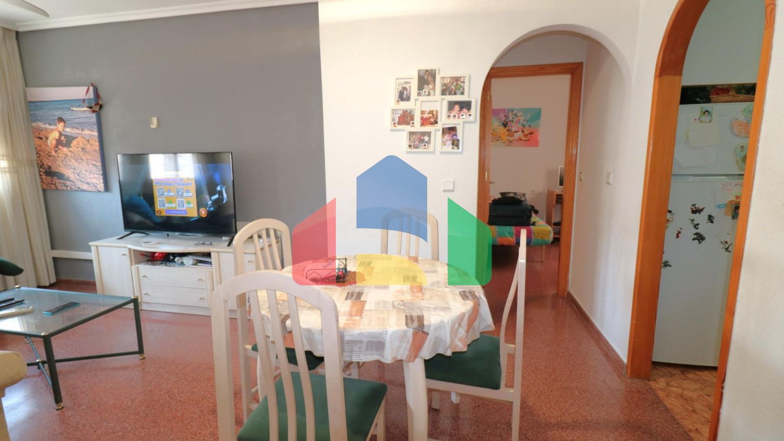 Широкая квартира в центре с тремя спальнями в Тореевьехе