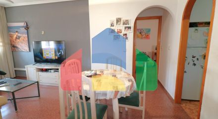 Широкая квартира в центре с тремя спальнями в Тореевьехе Широкая квартира в центре с тремя спальнями в Тореевьехе