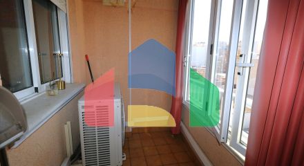 Широкая квартира в центре с тремя спальнями в Тореевьехе Широкая квартира в центре с тремя спальнями в Тореевьехе