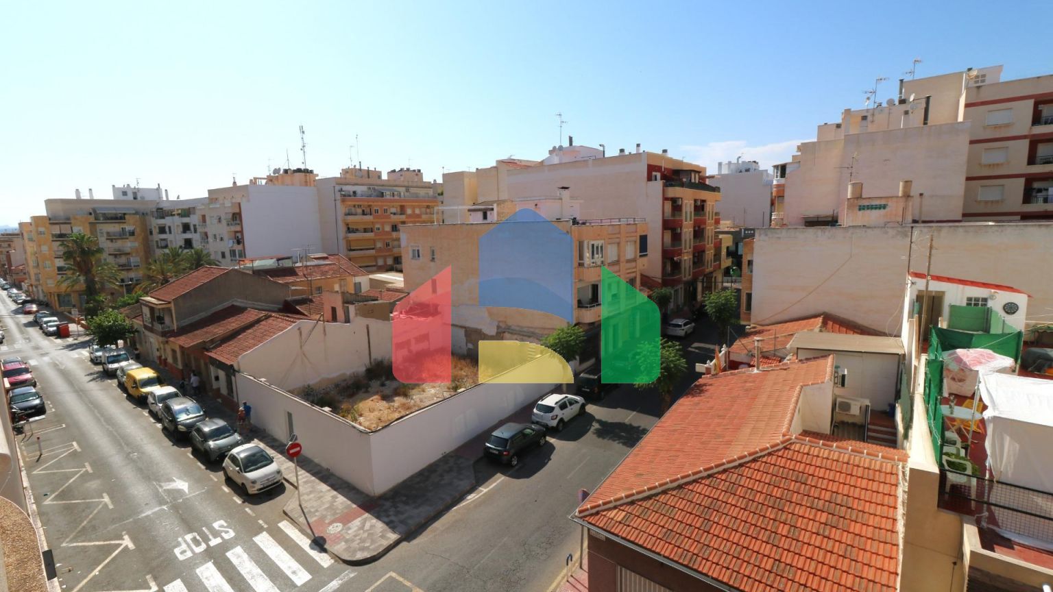 Широкая квартира в центре с тремя спальнями в Тореевьехе