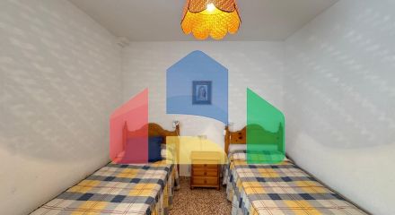 ПЕРВАЯ ЛИНИЯ! АПАРТАМЕНТЫ С ПРЯМЫМ ВИДОМ НА МОРЕ! ПОЛЕЗНАЯ ПЛОЩЯДЪ 101 М2. 3 СПАЛЬНИ. 2 ВАННЫЕ КОМНАТЫ.