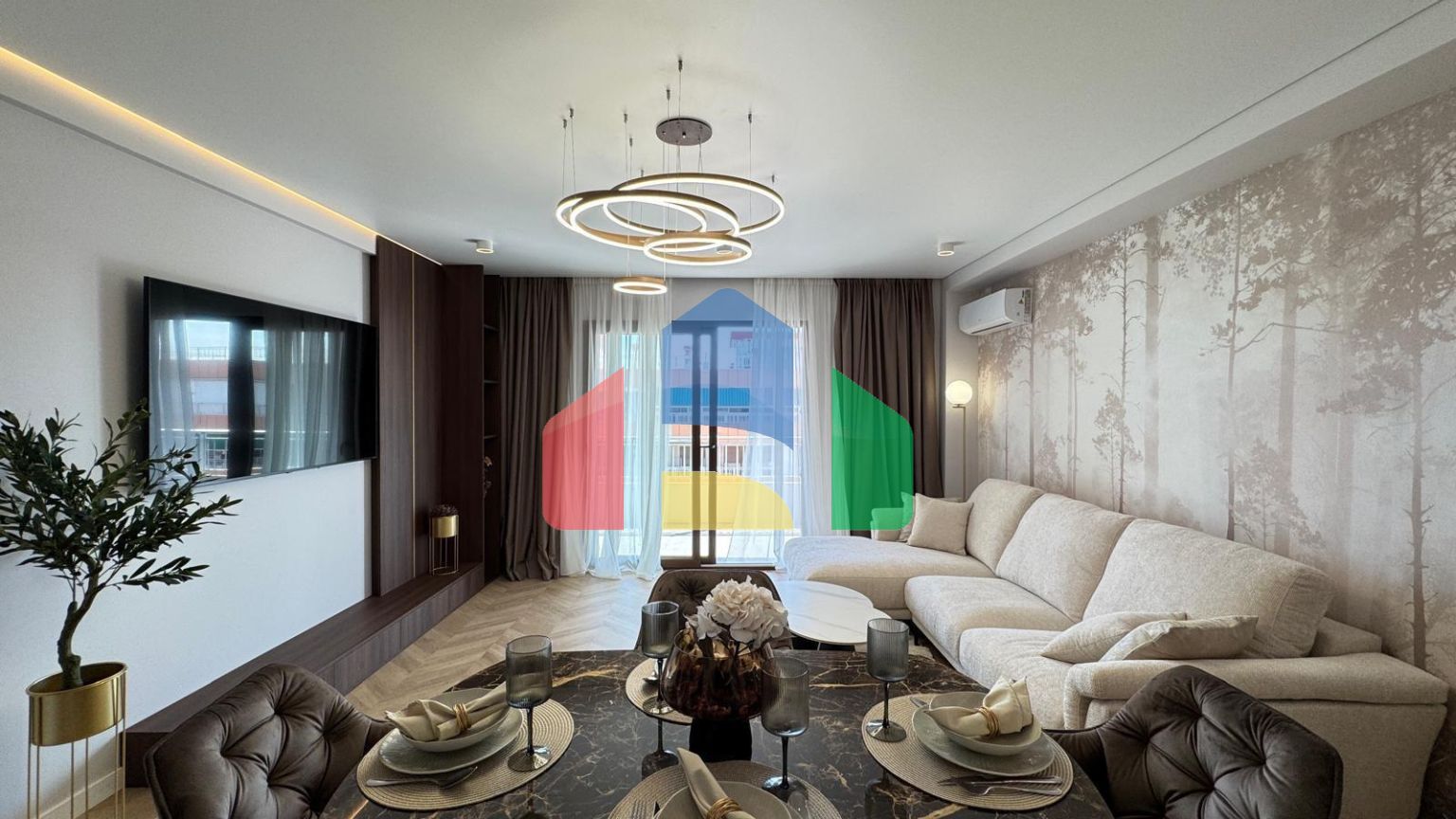 КВАРТИРА НА ПЕРВОЙ ЛИНИИ ПОСЛЕ КАП. РЕМОНТА! ПРЯМОЙ ВИД НА МОРЕ! 3 СПАЛЬНИ. 2 ВАННЫЕ. 90 М2.