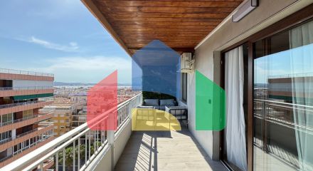 КВАРТИРА НА ПЕРВОЙ ЛИНИИ ПОСЛЕ КАП. РЕМОНТА! ПРЯМОЙ ВИД НА МОРЕ! 3 СПАЛЬНИ. 2 ВАННЫЕ. 90 М2. КВАРТИРА НА ПЕРВОЙ ЛИНИИ ПОСЛЕ КАП. РЕМОНТА! ПРЯМОЙ ВИД НА МОРЕ! 3 СПАЛЬНИ. 2 ВАННЫЕ. 90 М2.