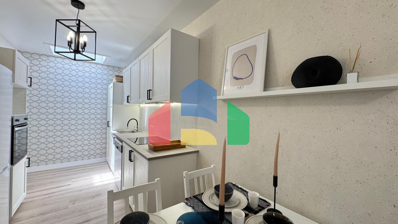 БУНГАЛО ПОСЛЕ КАПИТАЛЬНОГО РЕМОНТА С УЧАСТКОМ 31 М2. 2 СПАЛЬНИ. 1 ВАННАЯ КОМНАТА. С ПЛОЩАДЪЮ 44 М2.