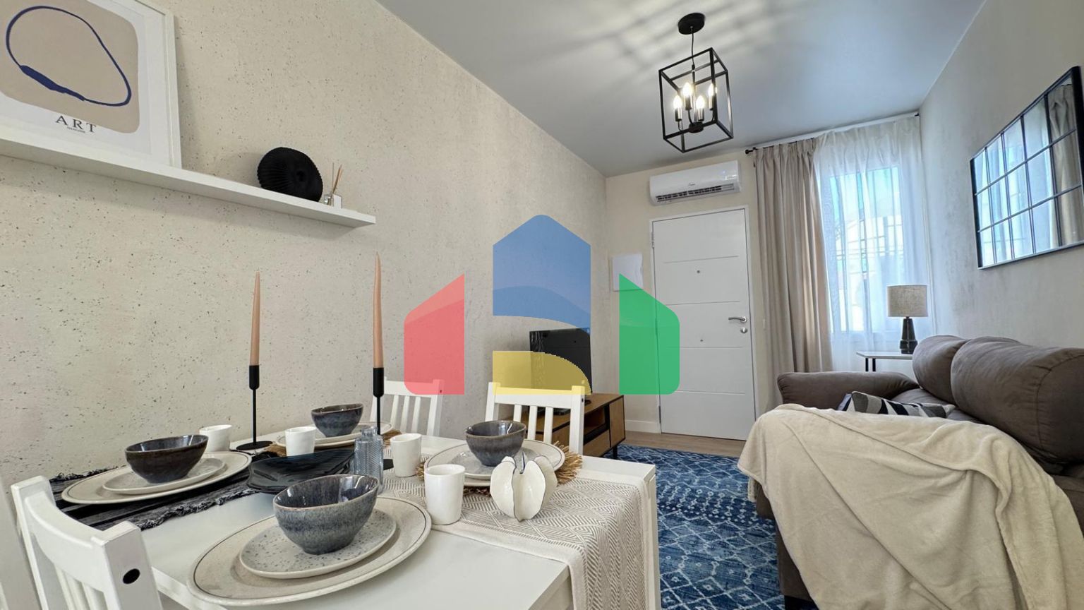 БУНГАЛО ПОСЛЕ КАПИТАЛЬНОГО РЕМОНТА С УЧАСТКОМ 31 М2. 2 СПАЛЬНИ. 1 ВАННАЯ КОМНАТА. С ПЛОЩАДЪЮ 44 М2.