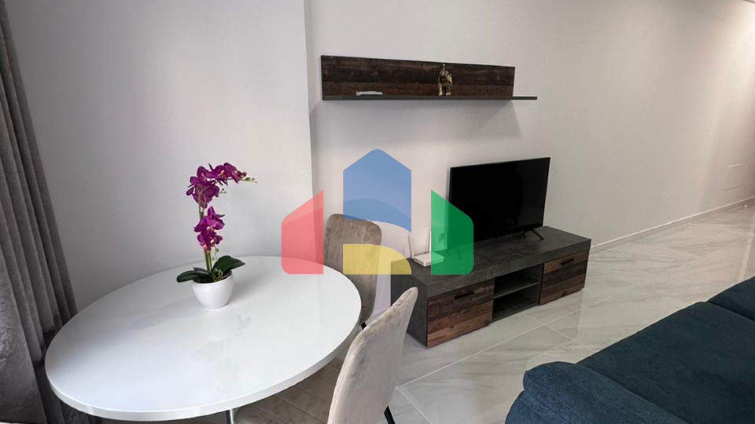 Aпартаментs в Торревьехе в районе Playa Del Cura паркингом!