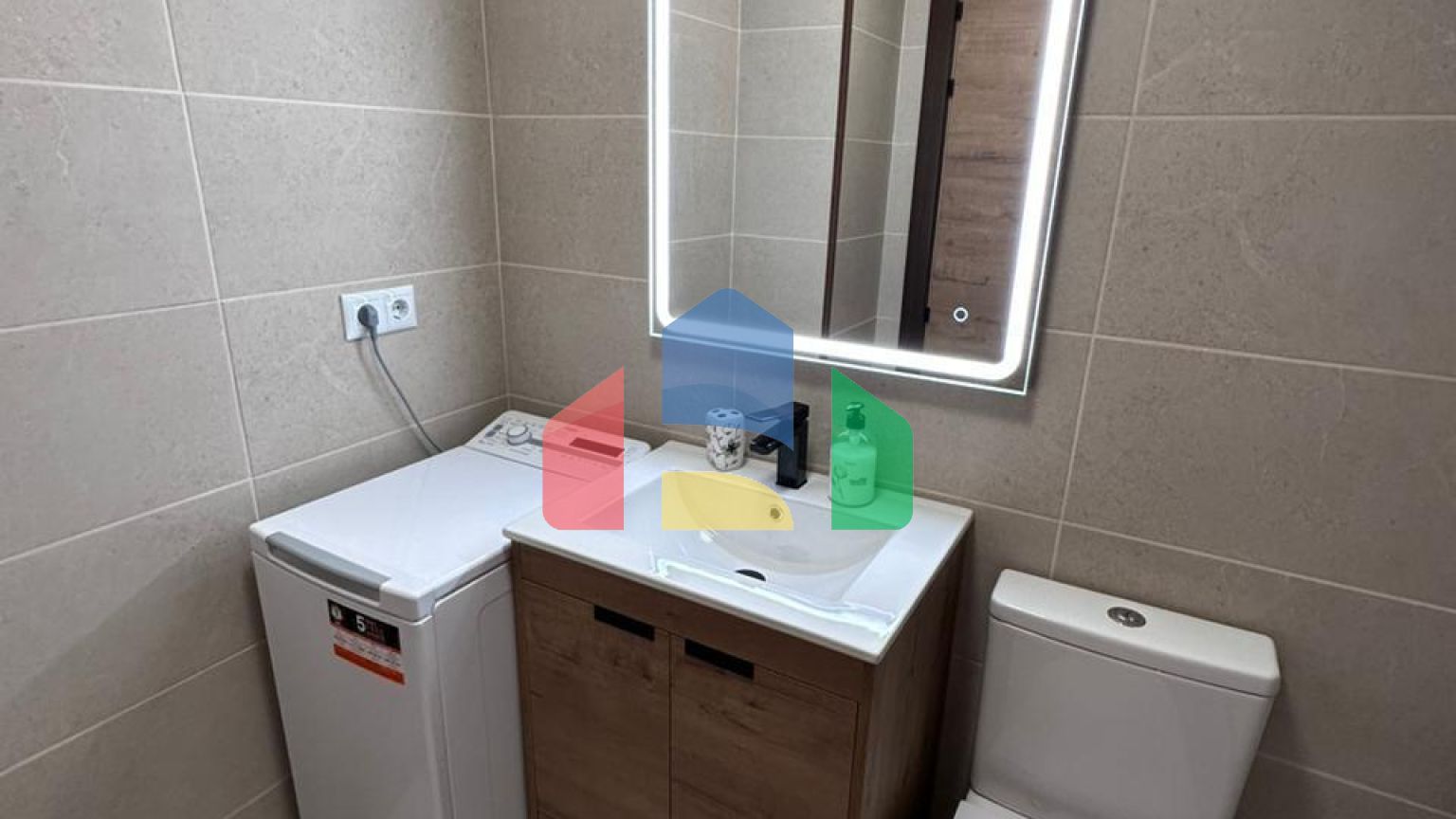 Aпартаментs в Торревьехе в районе Playa Del Cura паркингом!