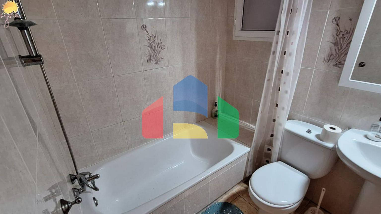 Уютная квартира на первом этаже в Парке Наций Торревьеха