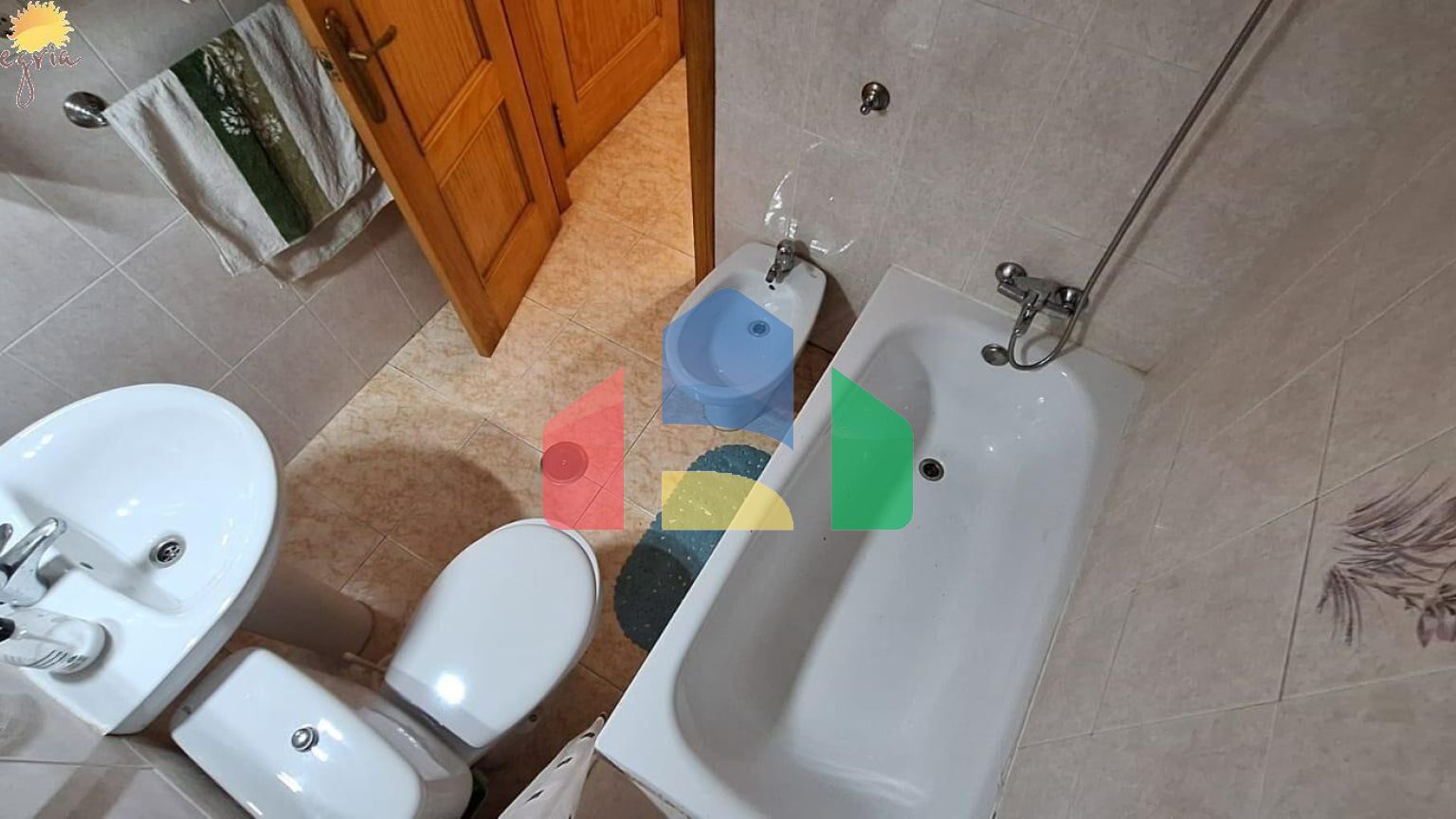 Уютная квартира на первом этаже в Парке Наций Торревьеха