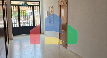 Эксклюзивная квартира в жилом комплексе с общественным бассейном и близостью к пляжу