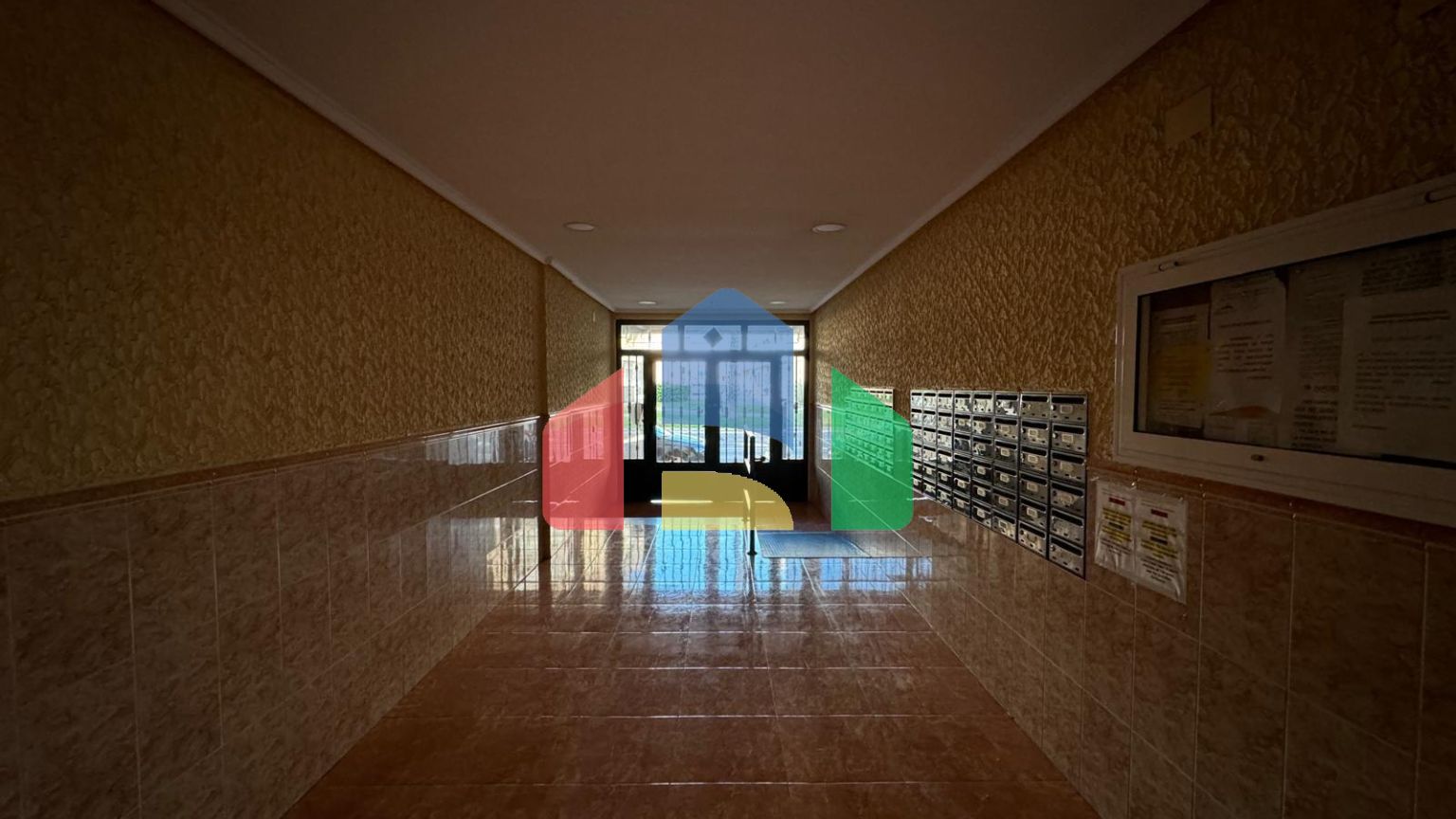 КВАРТИРА ПОСЛЕ РЕМОНТА. ПАРК НАЦИЙ. 2 СПАЛЬНИ. 1 ВАННАЯ. ОБЩИЙ БАССЕЙН.