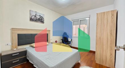 АПАРТАМЕНТЫ В 300 МЕТРАХ ОТ ПЛЯЖА И ПЛОЩЯДЬЮ 108 М2. 3 СПАЛЬНИ. 2 ВАННЫЕ КОМНАТЫ.