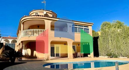 Villa in Torrevieja ID B10467