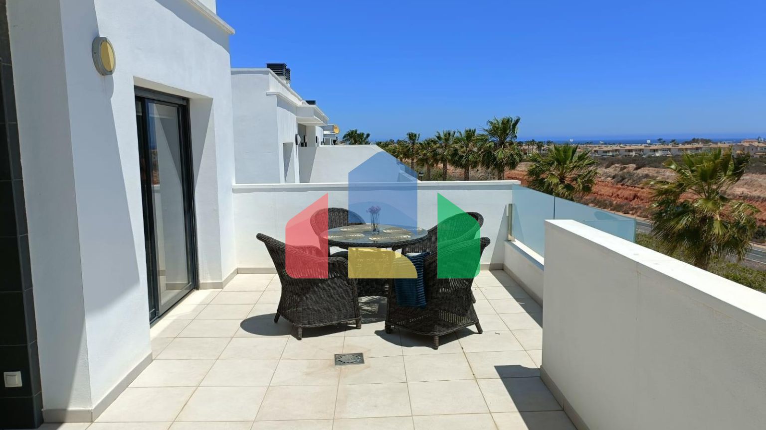 Фантастический и красивый таунхаус в Lomas de Cabo Roig, Orihuela Costa