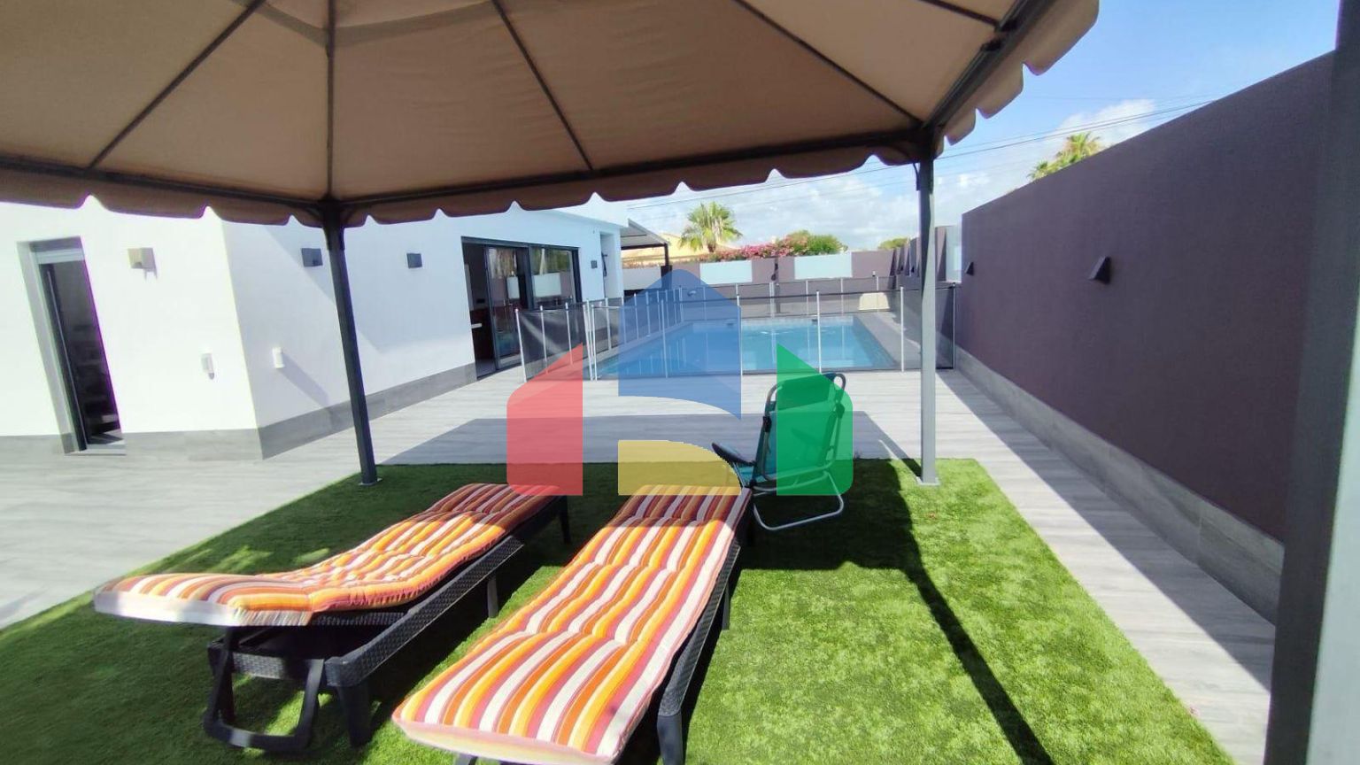 Вилла в Торревьеха ID B10371