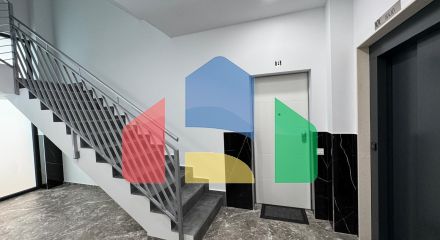 ПЕНТХАУС В КОМПЛЕКСЕ ALEGRIA XIX С ПРИВАТНЫЙ СОЛЯРИЕМ 35 М2!  2 СПАЛЬНИ. 2 ВАННЫЕ. ПЛОЩАДЪ 133М2. БАССЕЙН! ФИНСКАЯ САУНА! Ð