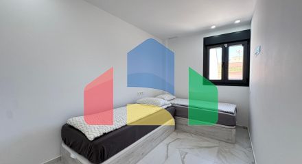 ПЕНТХАУС В КОМПЛЕКСЕ ALEGRIA XIX С ПРИВАТНЫЙ СОЛЯРИЕМ 35 М2!  2 СПАЛЬНИ. 2 ВАННЫЕ. ПЛОЩАДЪ 133М2. БАССЕЙН! ФИНСКАЯ САУНА! Ð