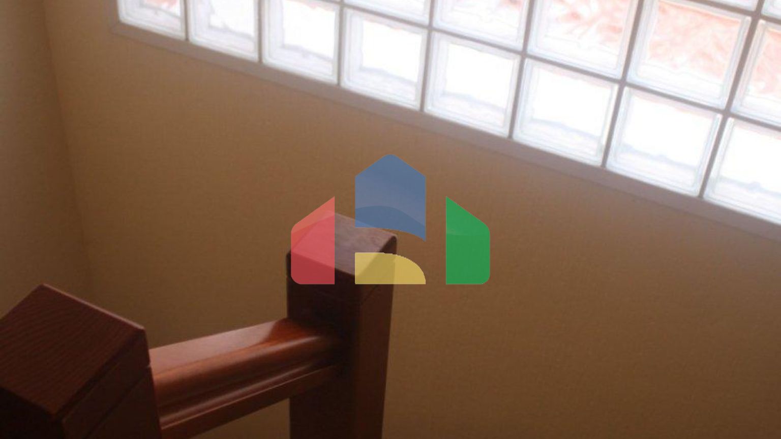 КРАСИВЫЙ ТАУНХАУС В ЛОС АЛЬТОС, ТОРРЕВЬЕХА