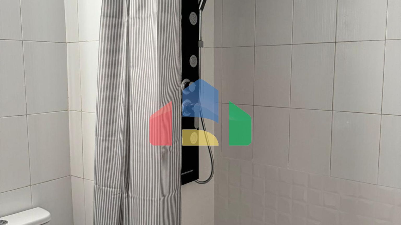 Квартира-пентхаус, с ремонтом, рядом с пляжем Дель Кура.