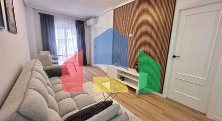 Beautiful renovated apartment located just 500 meters from the sea.