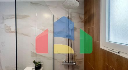 Прекрасная отремонтированная квартира, расположенная всего в 500 метрах от моря.