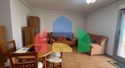 Penthouse in the center, right next to Plaza de Oriente. With parking