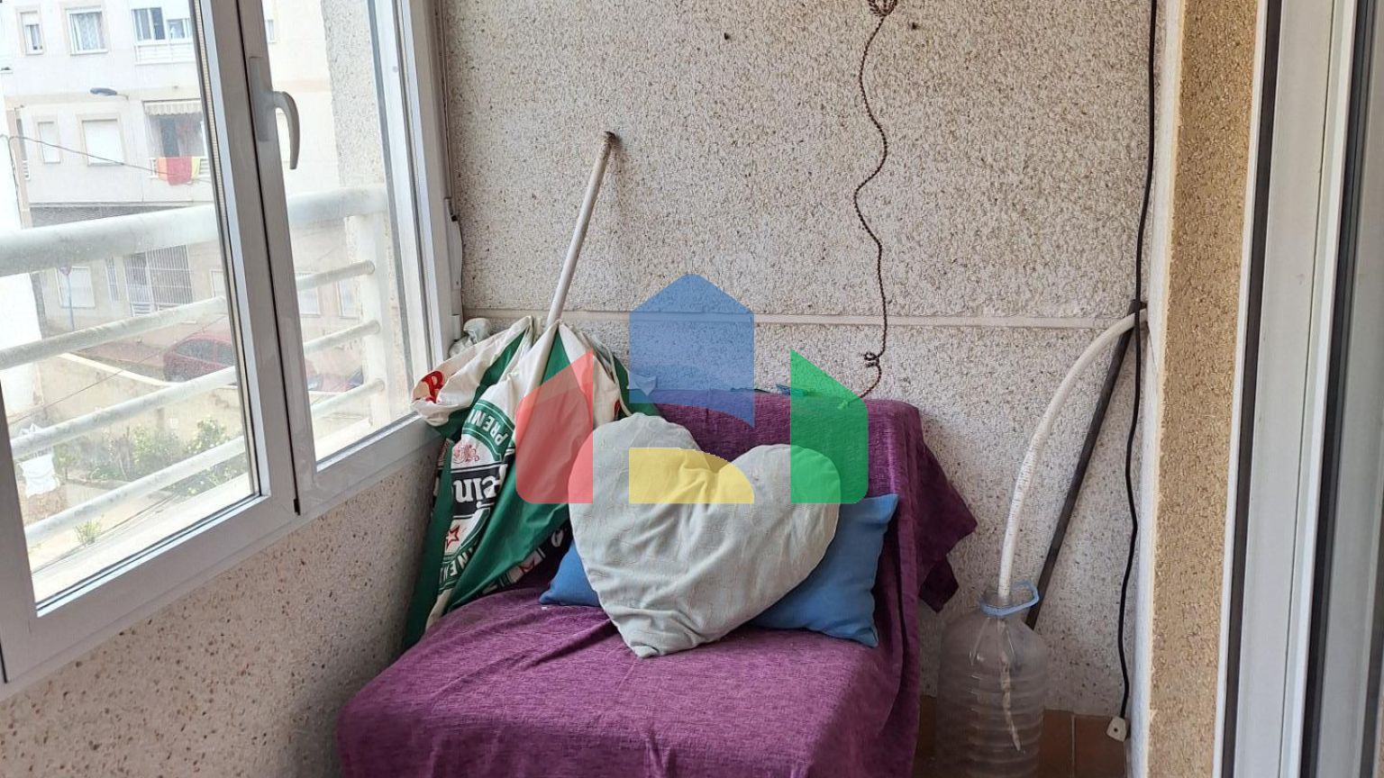 Хорошая и уютная двухкомнатная квартира в Torrevieja